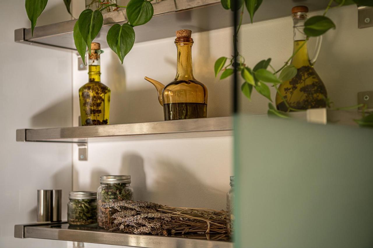 Olive Lemon Biophilic House & Lush Forest Garden Vámos Extérieur photo