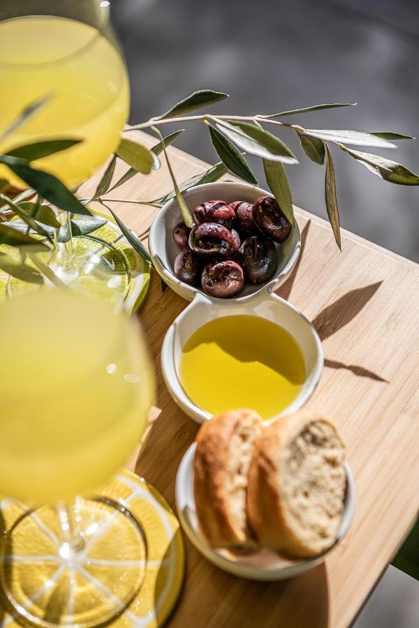 Olive Lemon Biophilic House & Lush Forest Garden Vámos Extérieur photo