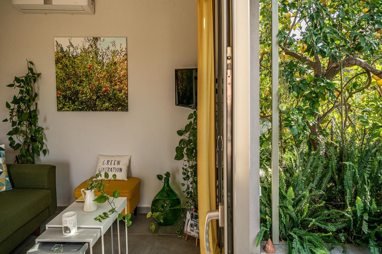 Olive Lemon Biophilic House & Lush Forest Garden Vámos Extérieur photo