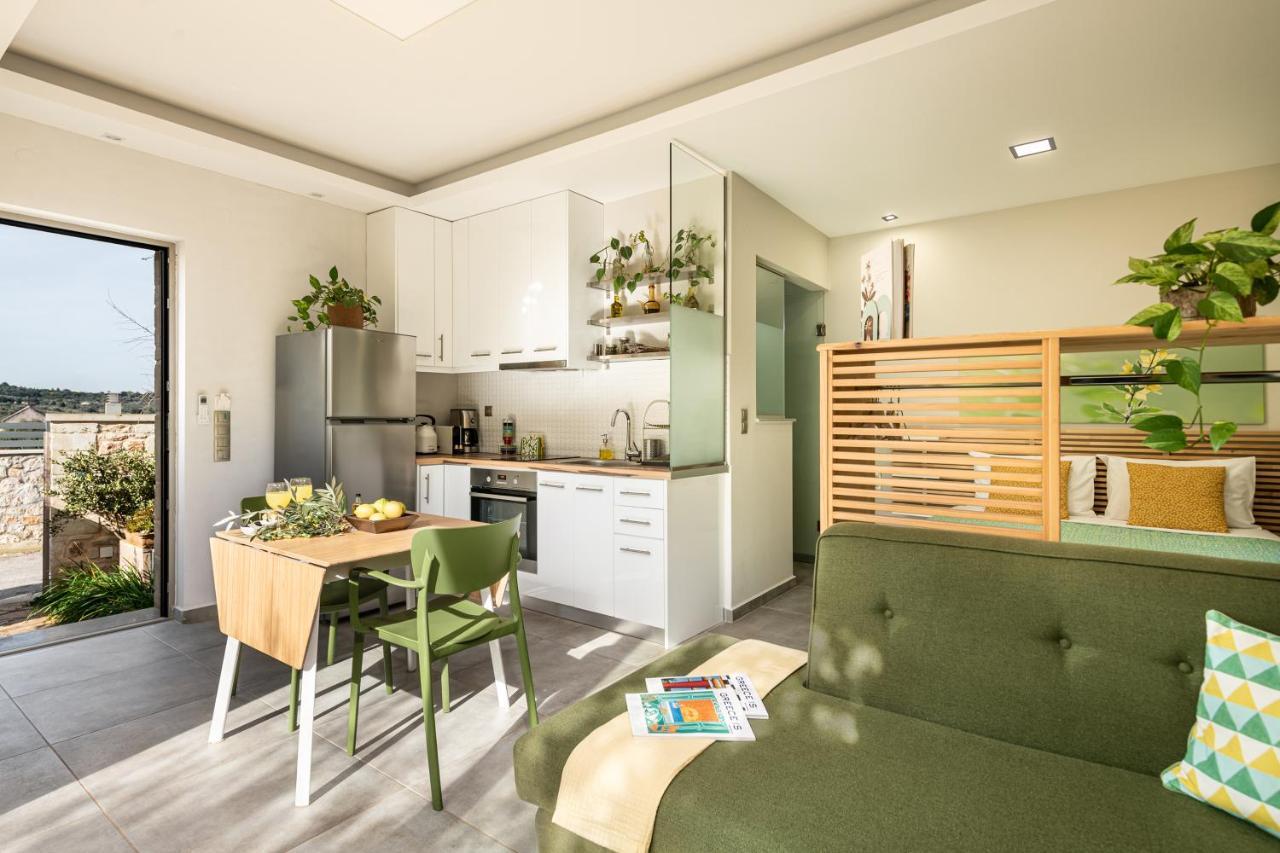Olive Lemon Biophilic House & Lush Forest Garden Vámos Extérieur photo